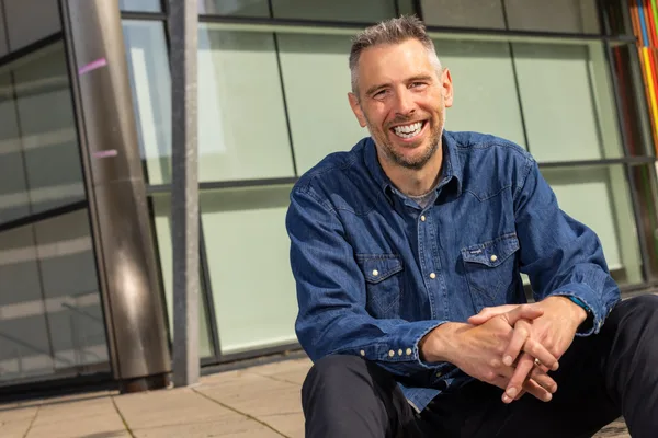 Gareth Everson Headshot